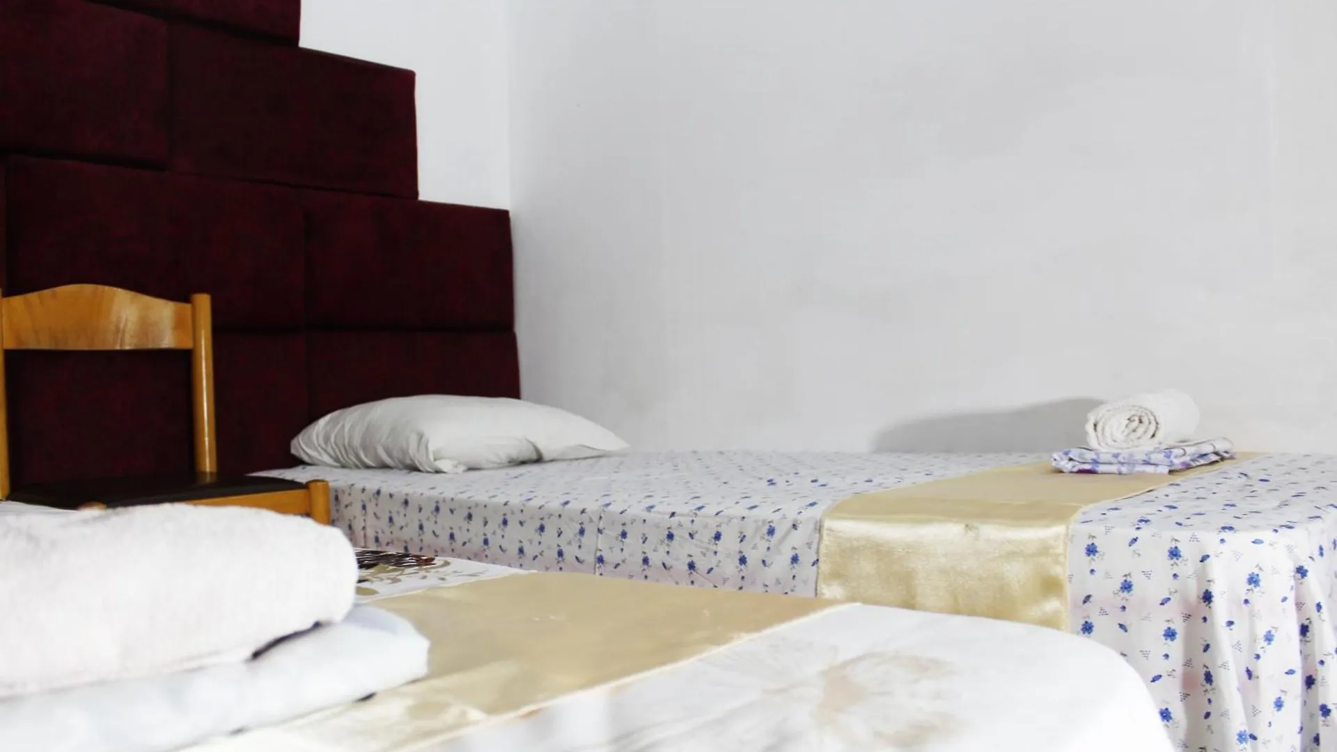 Hotel Erisun Vlore 3*,  Albania